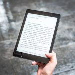 Scrivere un e-book per promuovere la tua attività: ecco come puoi fare